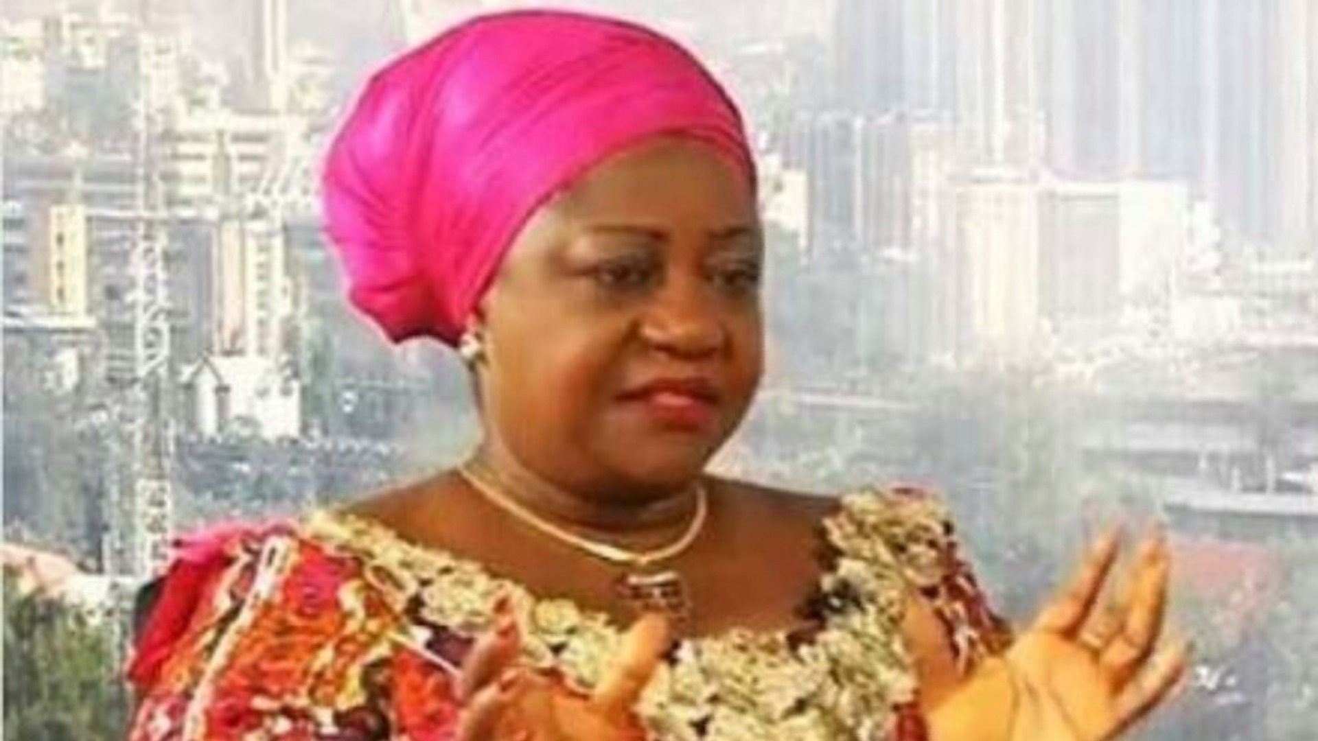 Photo of ”Doomsday Prophet”, Lauretta Onochie Lambasts Uche Secondus as she exchanges Words with a Follower.