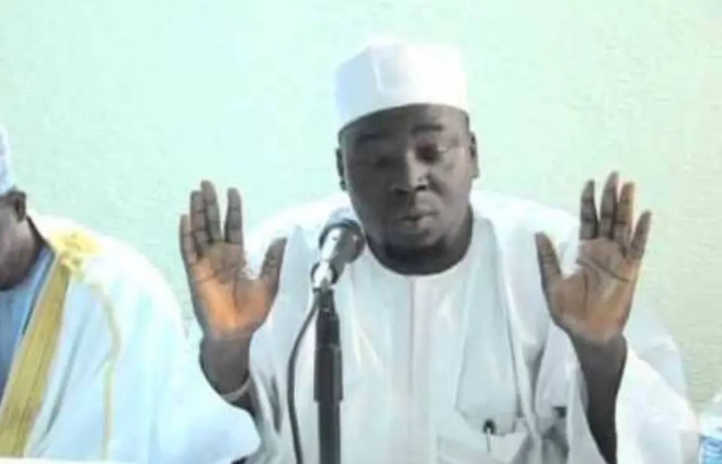 Coronavirus: Don't stop Mosque Prayers, Muslims are Immune - Muslim Scholar tells Buhari 1 Coronavirus: Don't stop Mosque Prayers, Muslims are Immune - Muslim Scholar tells Buhari 1