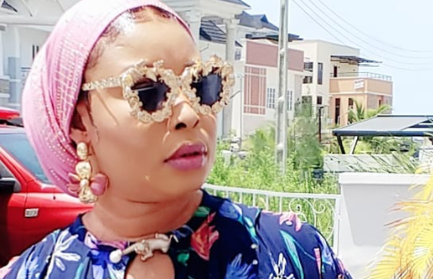 Put your qualification aside and hustle like a drop out - Lizzy Anjorin 1 Put your qualification aside and hustle like a drop out - Lizzy Anjorin 1