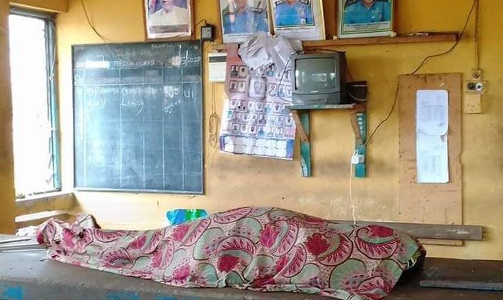 Pregnant woman in labour dies after allegedly being delayed by policemen for not wearing face mask in Ogun State 1 Pregnant woman in labour dies after allegedly being delayed by policemen for not wearing face mask in Ogun State 1