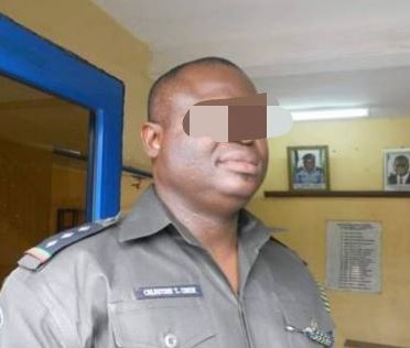Man allegedly framed, arrested and tortured after catching senior police officer in bed with his wife 1 Man allegedly framed, arrested and tortured after catching senior police officer in bed with his wife 1