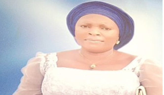 Nigerian Woman in search of a child for eighteen years dies three days after welcoming a set of twins. 1 Nigerian Woman in search of a child for eighteen years dies three days after welcoming a set of twins. 1