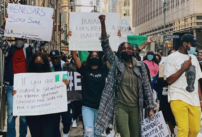 Nigerians in New York stage EndSARS protest (Photos) 9