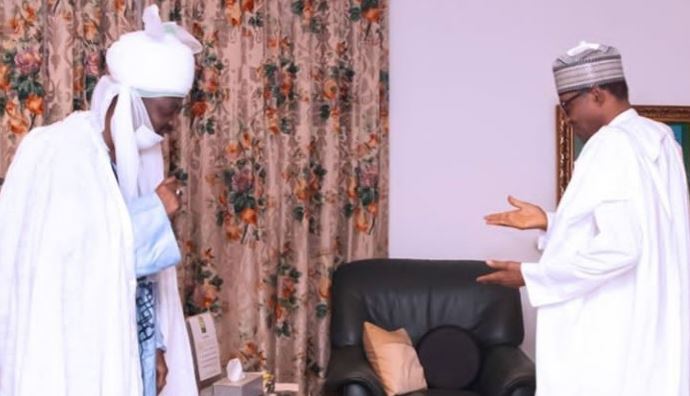 Outrage as aide shares photo of President Buhari receiving Emir of Kano while End SARS protesters were getting shot at in Lagos 1