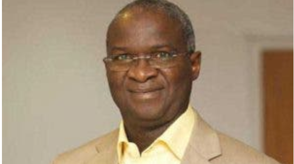 FG owes 3,504 Contractors, Fashola tells National Assembly 1 FG owes 3,504 Contractors, Fashola tells National Assembly 1