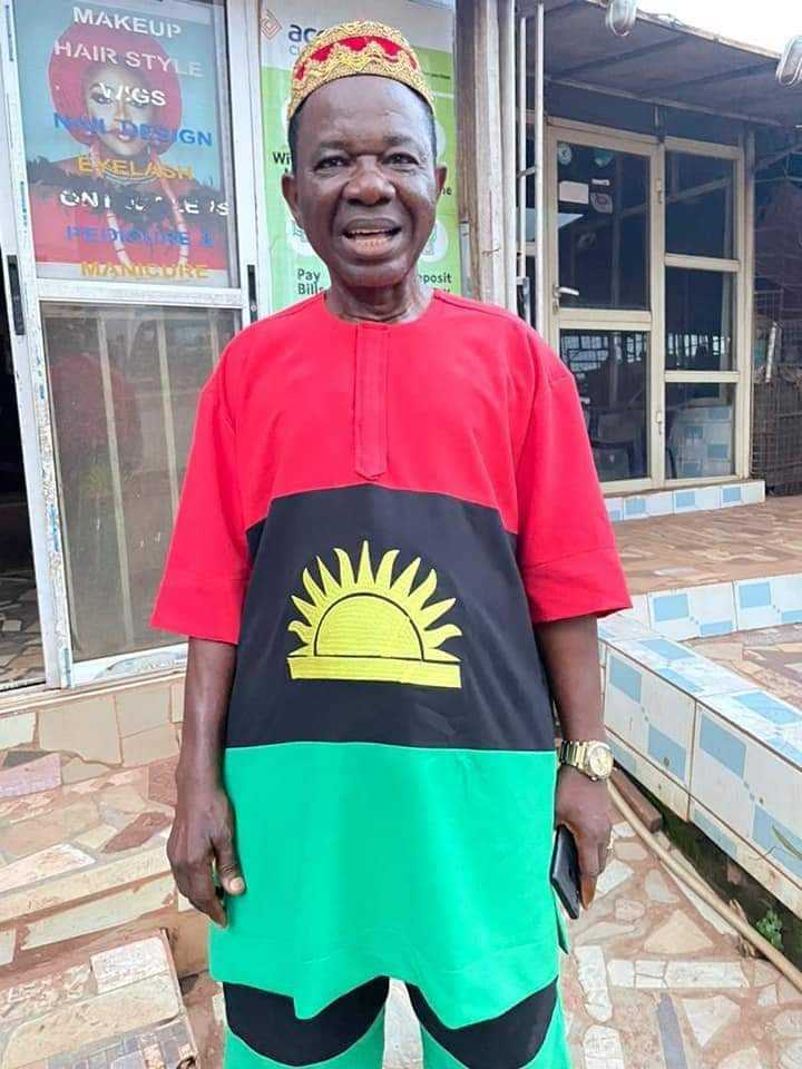 Actor Chinwetalu Agu dons Biafran flag outfit (photo) 4