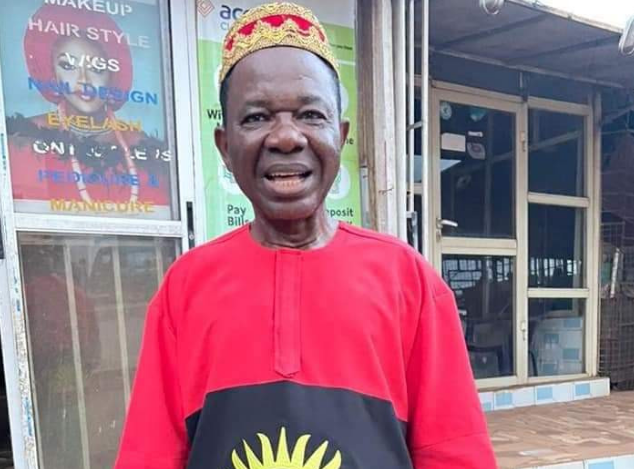 Actor Chinwetalu Agu dons Biafran flag outfit (photo) 3