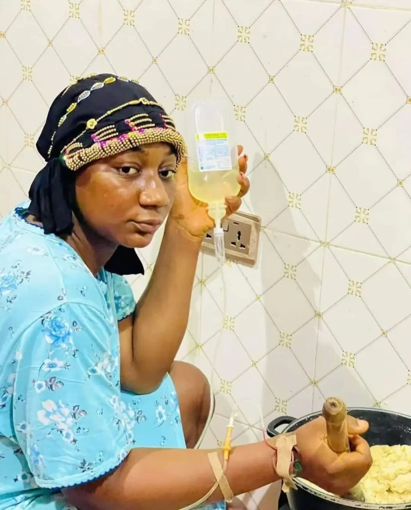 "Things we do for love" Businesswoman makes semo for her husband while receiving drip 7