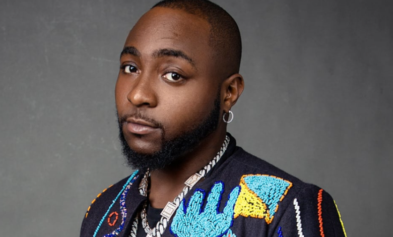 Photo of My family distribute electricity to most of Nigeria – Davido