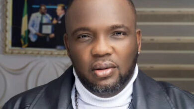 Photo of You are unworthy to be called father – Baby mama blasts actor Yomi Fabiyi