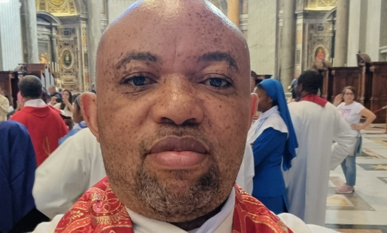 Nigerian Catholic priest slams people waiting for 'men of God' to approve their partners before marriage, says they are not ready to become parents 3